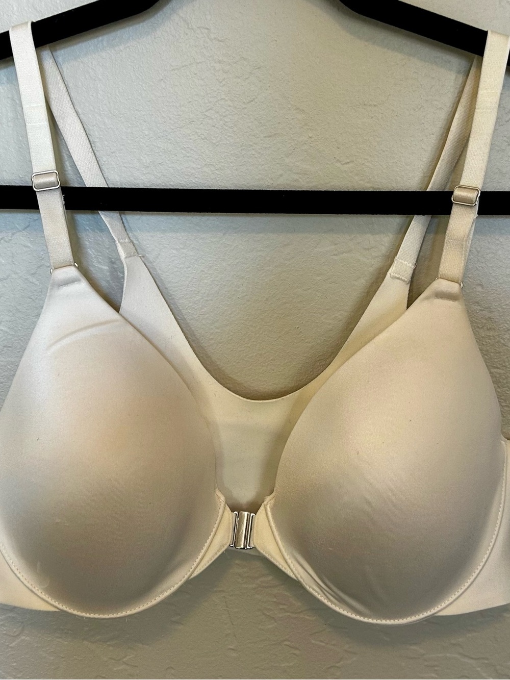 Soma Vanishing Back Full Coverage Front Close Bra – Size 34C
